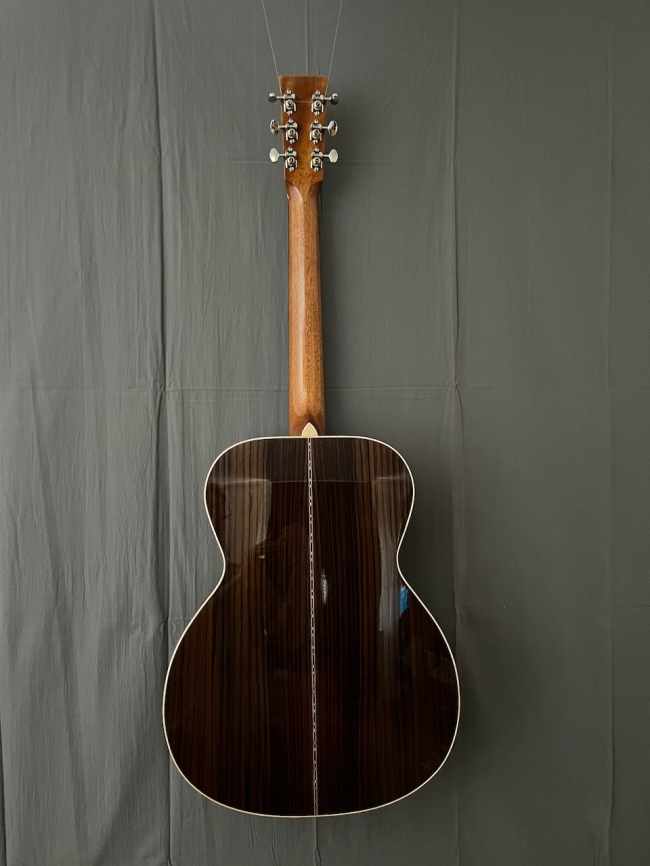 Sold out: Essential-R Serial-Nr. 2500902